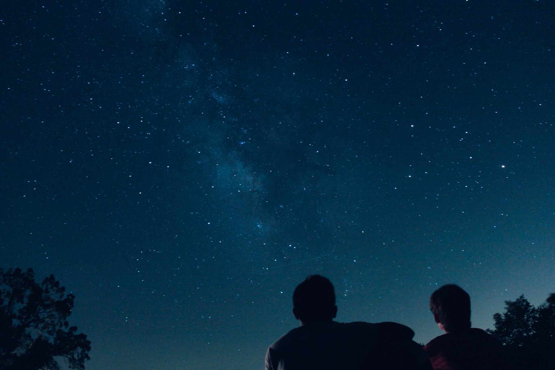 The Best Road Trip Spots For Stargazers