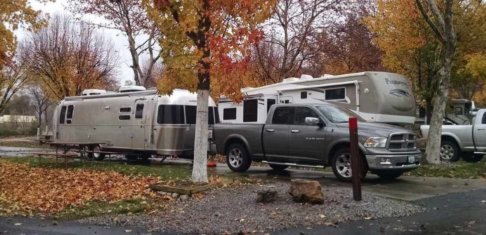 Safely Hitching and Unhitching a Travel Trailer